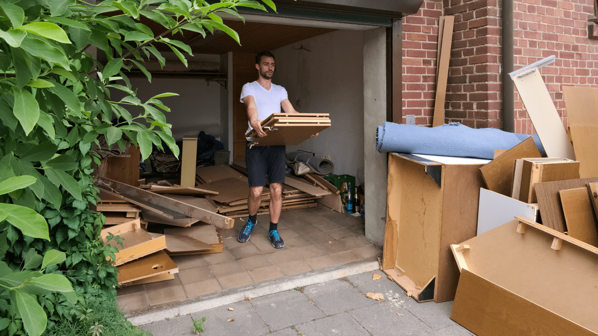 Dumpster Services for DIY Home Projects When to Rent and Why